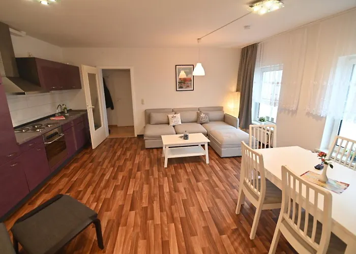 Am Schloss 18 Schwerin (Mecklenburg-Vorpommern)